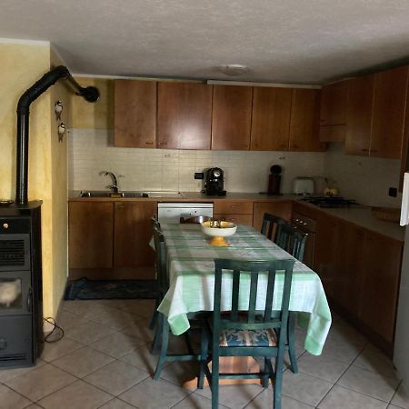 Chez Giusi Apartment Ла Сале Екстериор снимка